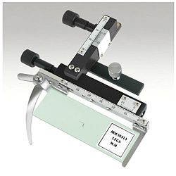 Table r�glable en croix avec un r�glage en vernier du microscope pour l'enseignement PCE-BM 200