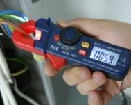 Dtecteurs de courant PCE-DC1 en usage.