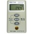 Les PCE-T-100 sont des testeurs de temp�rature sans contact � m�moire et �cran digital.