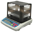 Balances pour d�terminer la densit� des solides et liquides