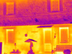 Caméra thermographique: Différence entre une façade à isolement et sans isolement