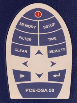Vous pouvez observer ici le clavier du mesureur de bruit PCE-DSA 50.