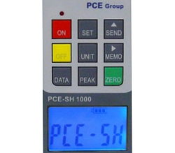 Vous pouvez observer le grand cran et les grandes touches du mesureur d'effort PCE-SH 1000