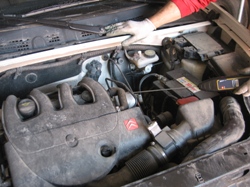 Utilisation du phonendoscope PCE-S 41 pour la maintenance des automobiles.