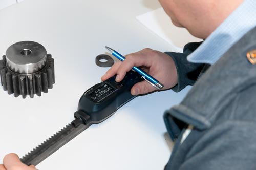 utilisation du rugosimètre PCE-RT 1200