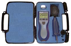 Le set complet avec d'importants lments du tachymtre laser portable PCE-155