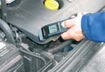 Thermomtre laser pour raliser des diagnostics sur des automobiles