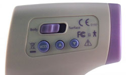 Boutonnière du thermomètre infrarouge PCE-FIT 10