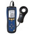 Testeur de radiation opur la mesure en lux, fc ou cd/m². Certains mesureurs de radiation de lumière sont équipés de mémoire ou d'enregistreur ( Datalogger ) pour enregistrer les données.